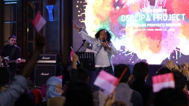 Mantan Kuasa Hukum Bharada E, Deolipa Yumara Banting Setir Jadi Anak Band