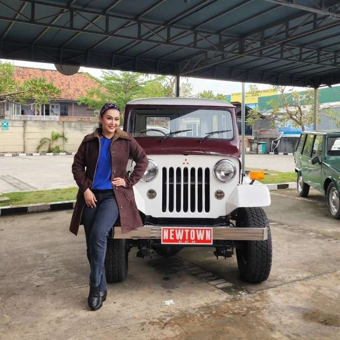 Lama Tak Terdengar Kabarnya, Potret Terbaru Ratna Listy yang Kini Jadi Paranormal