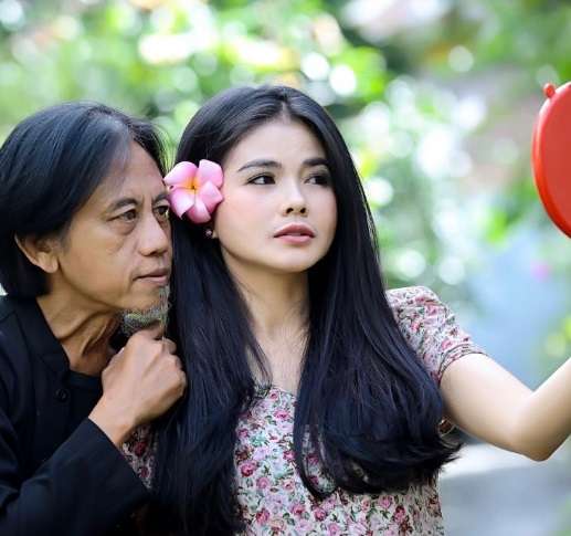 Potret Cantik Karina Ranau, Istri Kang Mus Preman Pensiun di Kehidupan Nyata, Beda Usia 25 Tahun!