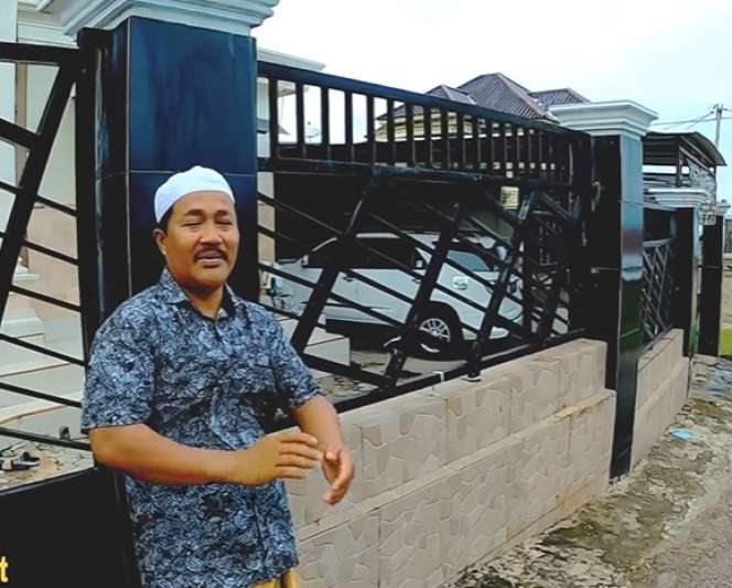 Potret Perkampungan TKI Arab Saudi di Madura, Banyak Rumah Mewahnya