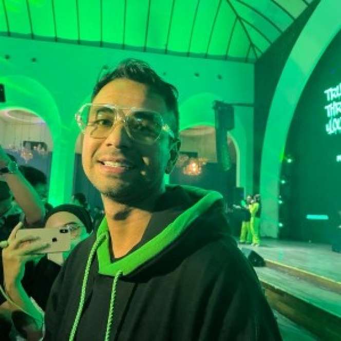 12 Artis Ikut New York Fashion Week 2023 Bareng Erigo-X