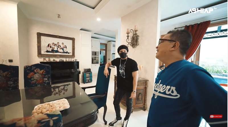 10 Adu Perbandingan Rumah Tantowi Yahya VS Helmy Yahya, Beda Nasib, Ini yang Lebih Mewah!