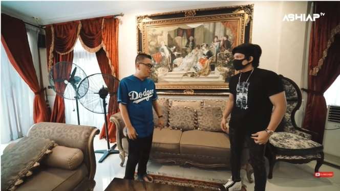 10 Adu Perbandingan Rumah Tantowi Yahya VS Helmy Yahya, Beda Nasib, Ini yang Lebih Mewah!