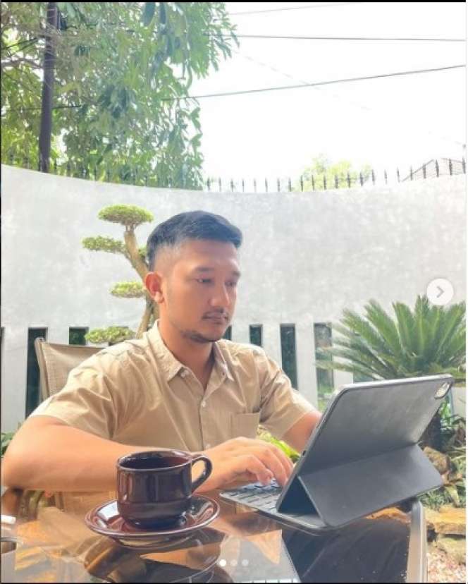 Crazy Rich Surabaya Ini Dituding Terlibat Kasus Konsorsium 303 Ferdy Sambo, Ternyata Sahabat Baik Vanessa Angel, Siapa Dia?