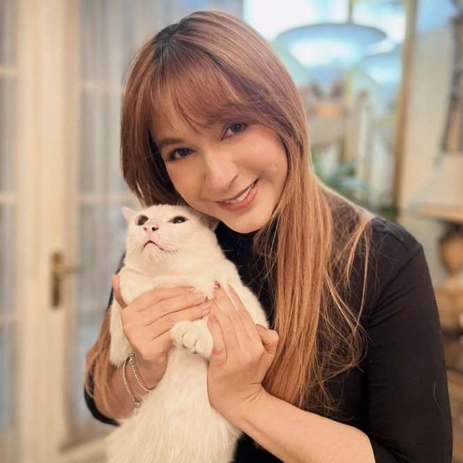 Masih Ingat Puput Novel? Dulu Penyanyi Tenar di Era 90-an, Kini Potret Terbarunya Bikin Pangling!