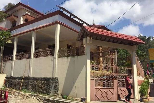 10 Adu Perbandingan Rumah Idham Azis VS Anton Charliyan, Dua Jenderal Hidupnya Bak Langit & Bumi!