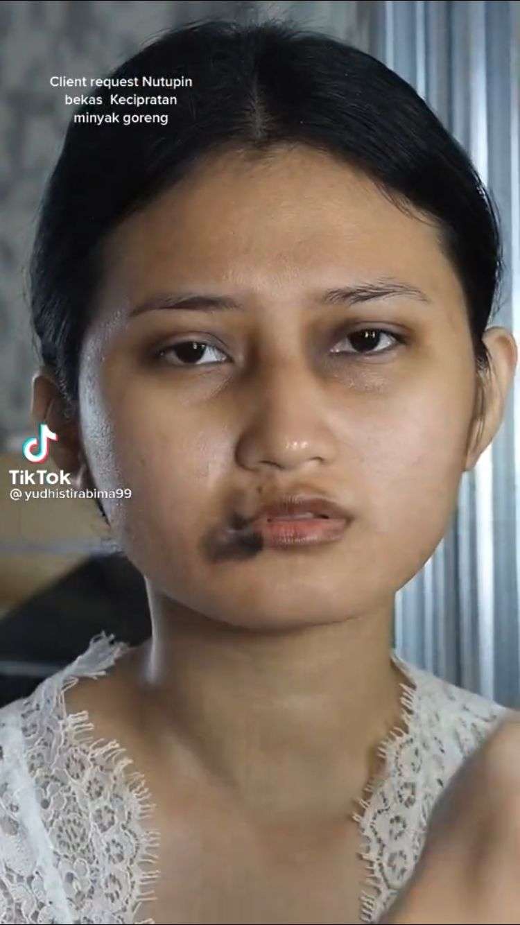 Viral MUA Tiru Gaya Istri Ferdy Sambo, Hasilnya Mirip Plek-Ketiplek, Netizen : Kirain Ibu Putri!