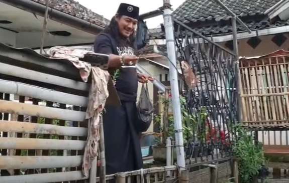 Ingat Kang Gobang Preman Pensiun? Begini Nasibnya Sekarang