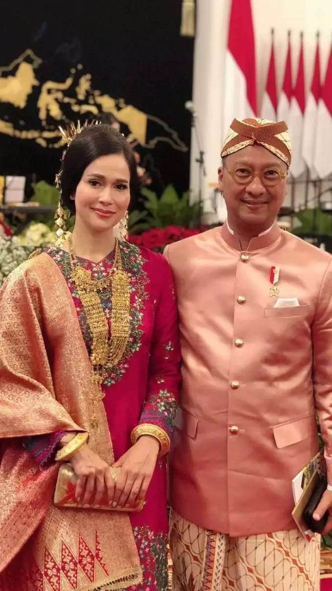 Cantiknya Loemongga Haoemasan, Mantan Gadis Sampul yang Kini Jadi Istri Menteri