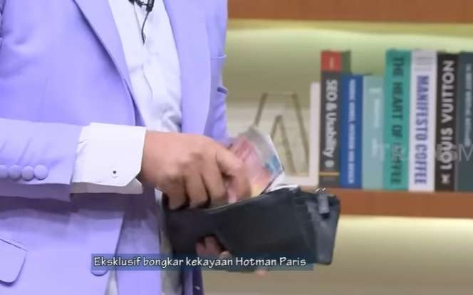 Dompet Raffi Ahmad Dibandingkan dengan Hotman Paris, Isi dan Mereknya Bak Bumi dan Langit!