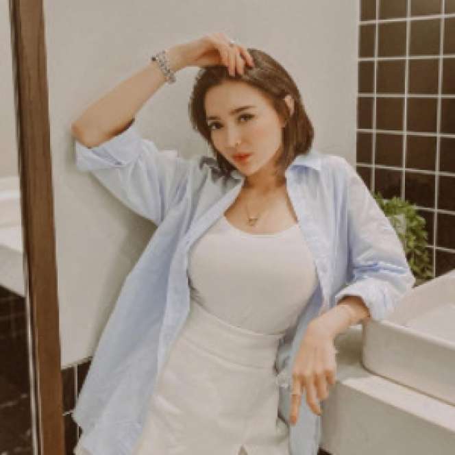 Transformasi Wika Salim, Dulu Culun Sekarang Berubah Jadi Cantik dan Tampil 'Berani'