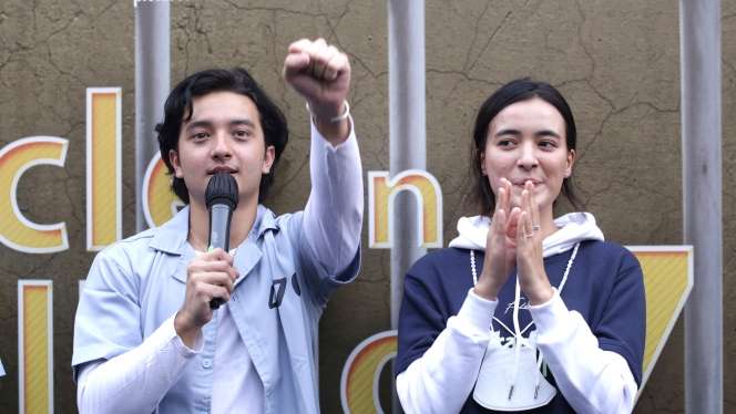 Dirilis Jadi OST Film Miracle in Cell No 7, Lagu 'Balon Udara' Ajak Joget 500 Orang Berbaju Napi