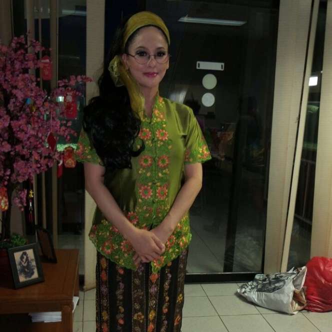 10 Adu Perbandingan Rumah Meriam Bellina VS Dian Nitami, Musuh di Sinetron, Kondisinya Bak Bumi & Langit!