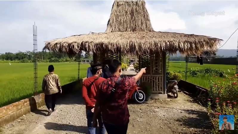 8 Potret Tempat Wisata Milik Ustazah Mumpuni Handayayekti yang Viral, Pemandangannya 'Surga' Banget!