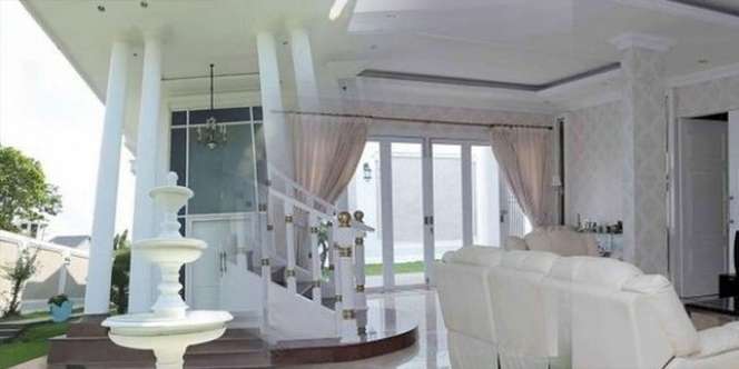 Adu Perbandingan 5 Rumah Artis `Sultan` di Jakarta Timur, Terakhir Mirip Istana Disney Land!