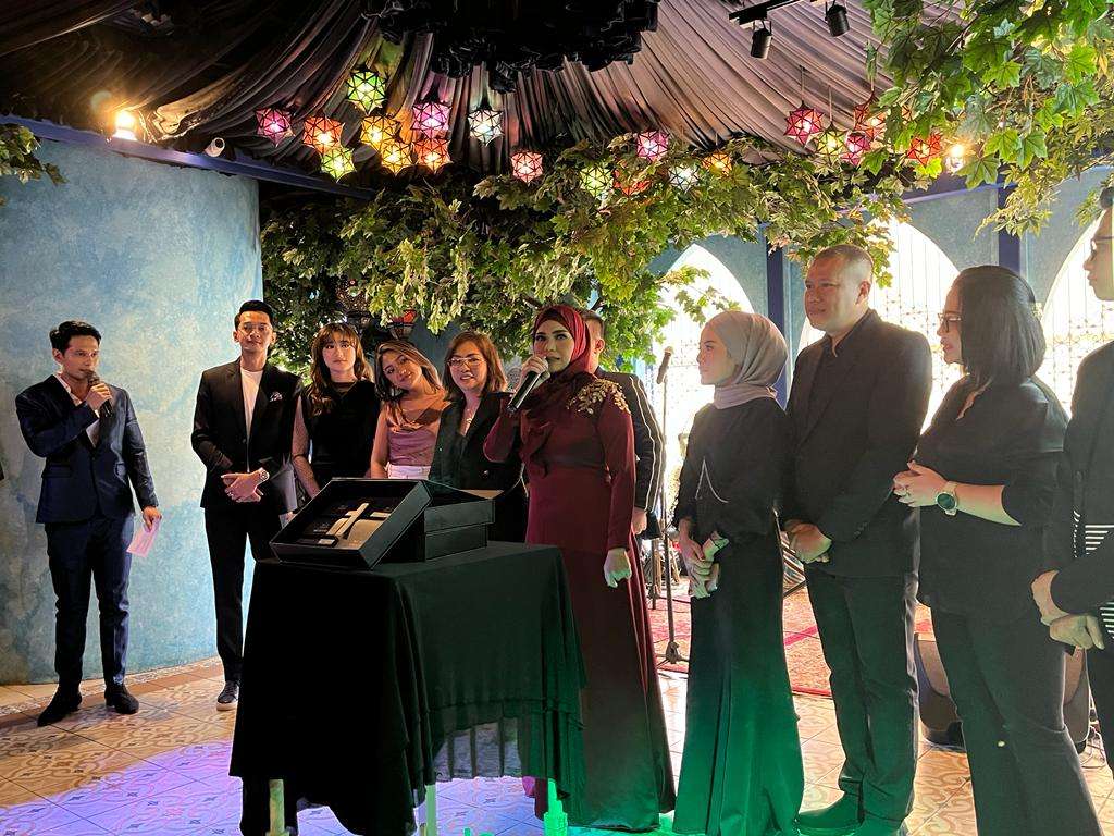 2 Makeup yang Wajib Dipakai Tata Janeeta, Kalau Tidak Ada Serasa 'Kiamat'