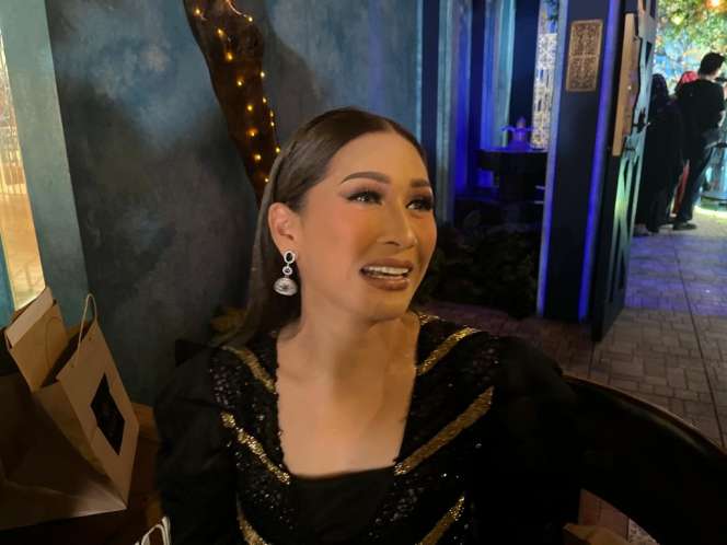 2 Makeup yang Wajib Dipakai Tata Janeeta, Kalau Tidak Ada Serasa 'Kiamat'