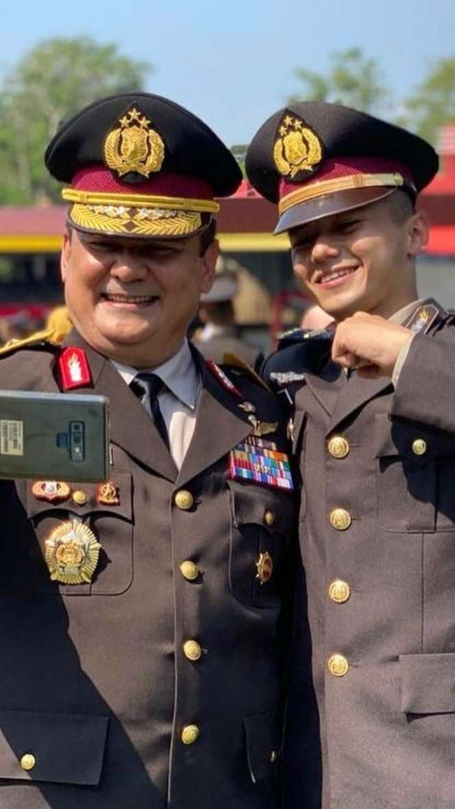 Potret Polisi Ganteng Anak Irjen Napoleon Bonaparte, Jevo Batara Disebut Mirip Chanyeol EXO Versi Indonesia 