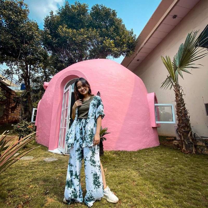 10 Potret Rumah Mewah Gritte Agatha yang Jarang Tersorot, Ada Taman Teletubies, Keren Banget!