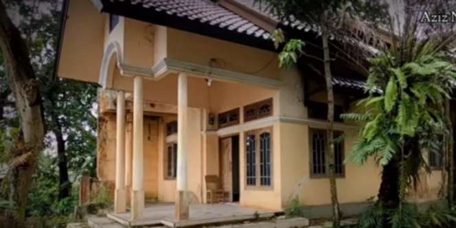 Sang Istri Meninggal, Rumah Mewah Ini Sengaja Ditinggalkan Pemiliknya, Dalamnya Terdapat Sebuah Keris