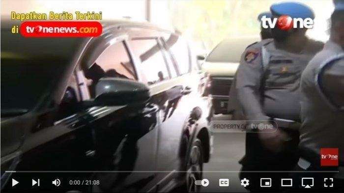 10 Potret Kemewahan Istana Ferdy Sambo, Ada Lift Pribadi, Tas Mewah Istri Berjejer, Sultan Abis!