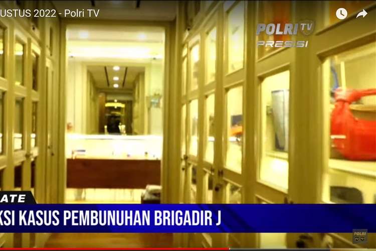 10 Potret Kemewahan Istana Ferdy Sambo, Ada Lift Pribadi, Tas Mewah Istri Berjejer, Sultan Abis!