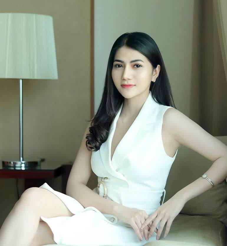 Adu Cantik 10 Asisten Pribadi Hotman Paris, Tak Kalah dari Artis, Terakhir Paling Jadi Incaran!