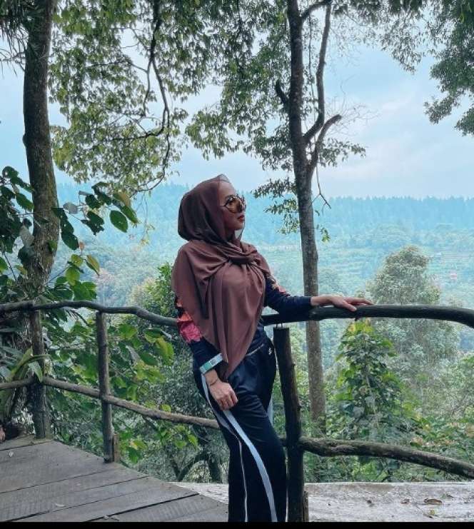 Masih Ingat Ricka Debby Istri Mendiang Haji Lulung? Belum Setahun Menjanda, Akui Banyak Didekati Pria!