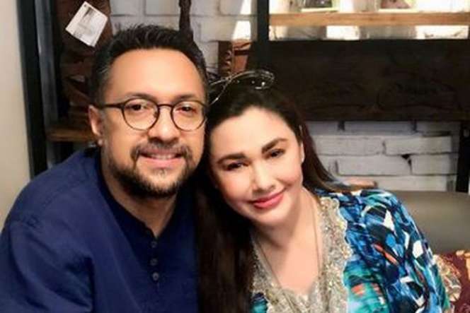 Beda Agama, Sederet Selebriti Ini Pilih Menikah di Luar Negeri yang Terakhir Bikin Heboh!