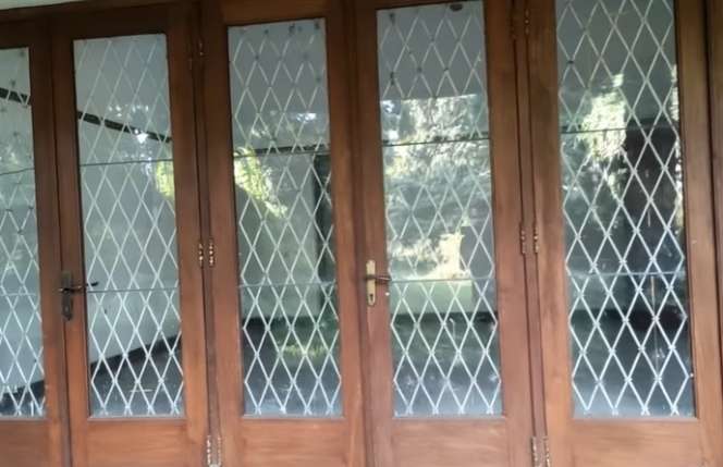 Mengerikan! Potret Rumah Mantan Jenderal yang Terbengkalai 30 Tahun, Ada Kejadian Mengenaskan