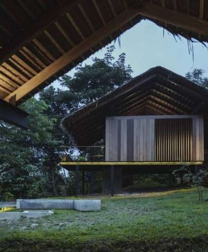 6 Potret Vila Keren Nicholas Saputra di Sumatera Utara