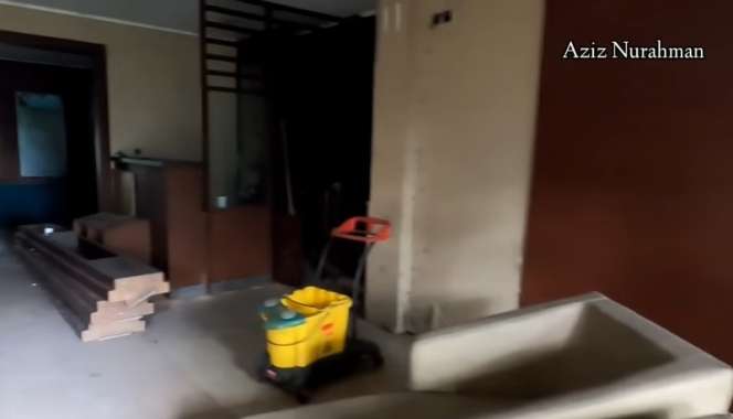Merinding! 9 Potret Salon yang Bangkrut Selama 10 Tahun, Ada Satu Ruangan yang Tidak Boleh Dibuka