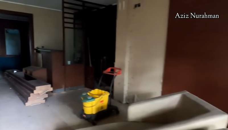 Merinding! 9 Potret Salon yang Bangkrut Selama 10 Tahun, Ada Satu Ruangan yang Tidak Boleh Dibuka