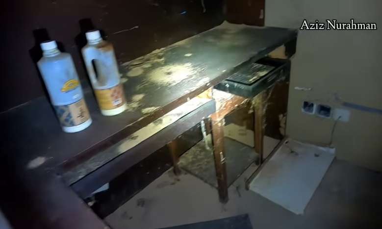 Merinding! 9 Potret Salon yang Bangkrut Selama 10 Tahun, Ada Satu Ruangan yang Tidak Boleh Dibuka