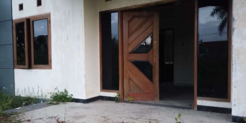 Potret Rumah Baim Bak Istana Terbengkalai, Akibat Ketagihan Main Judi
