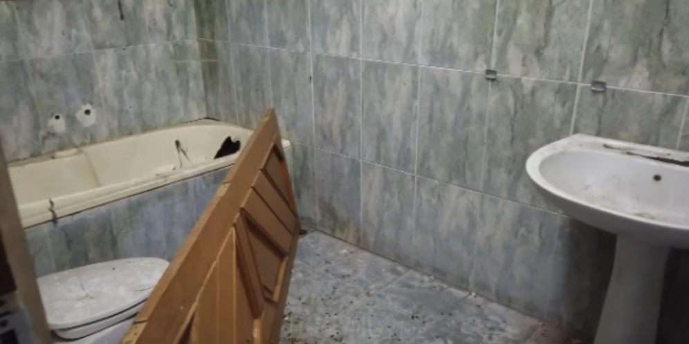 Potret Rumah Baim Bak Istana Terbengkalai, Akibat Ketagihan Main Judi