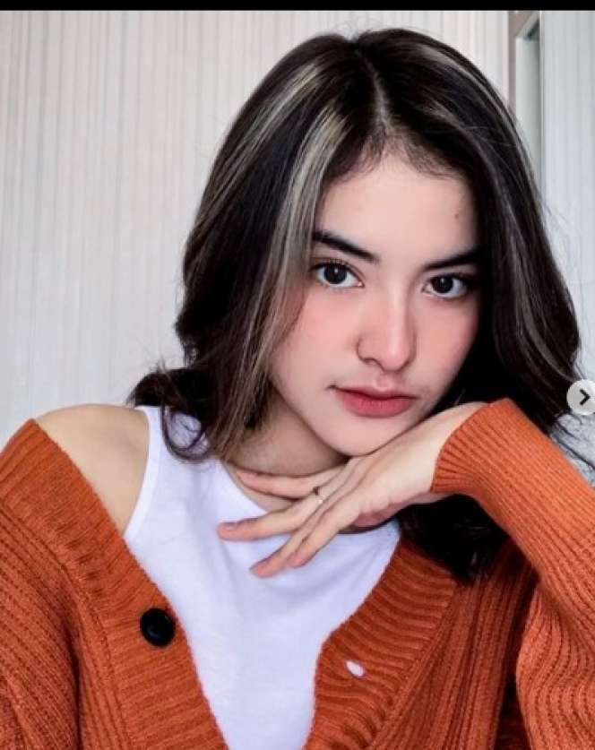 Fakta Menarik Irin Si Pegawai Baru Pabrik Kecimpring Kang Mus Preman Pensiun 6, Parasnya Cantik Banget!