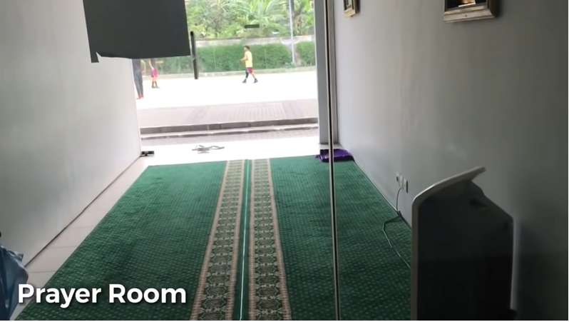 10 Potret GOR Mewah Milik Taufik Hidayat, Lapangan Bulu Tangkisnya Super Keren, Wow Abis!