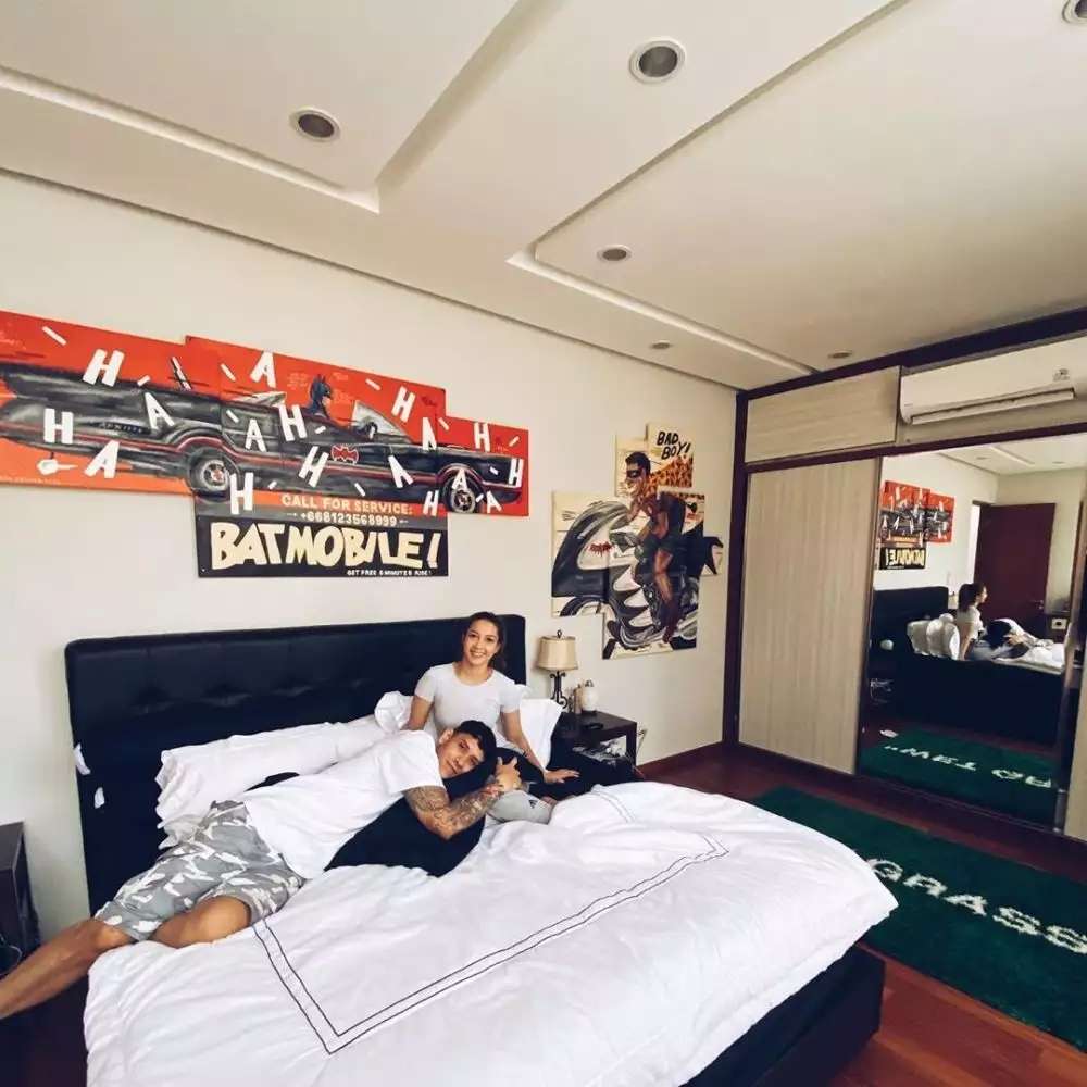 10 Potret Rumah Mewah Andrea Dian & Bimo, Kamar Tidurnya Unik Bak Sirkuit Balap!