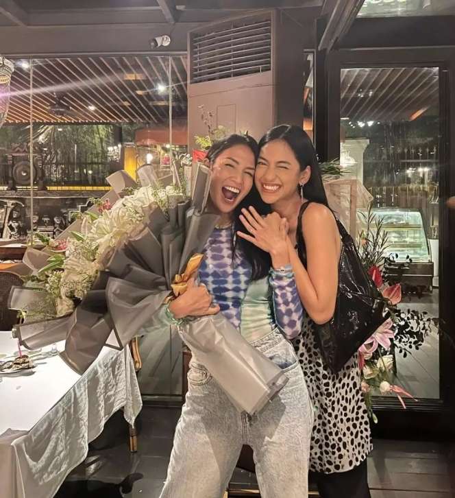 Ingat Aulia Sarah Pemeran Badarawuhi KKN di Desa Penari? Kini Dilamar Kekasih Bukan Orang Sembarangan, Lihat 8 Potretnya