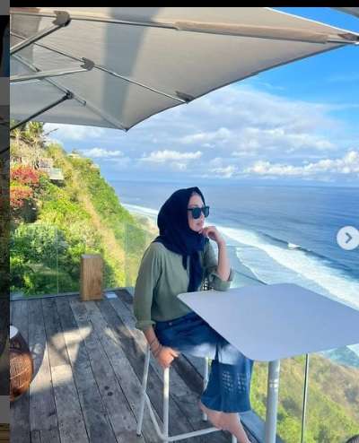 Masih Ingat Dina Lorenza? Dulu Ramai Dijodohkan dengan Ariel NOAH, Begini Kabarnya Sekarang!