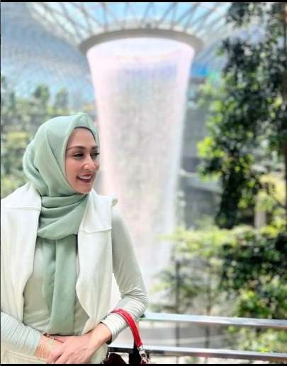 Masih Ingat Dina Lorenza? Dulu Ramai Dijodohkan dengan Ariel NOAH, Begini Kabarnya Sekarang!