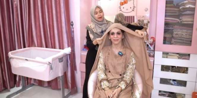 Potret Kak Jill Didandani Ria Ricis Pakai Hijab, Bikin Pangling!