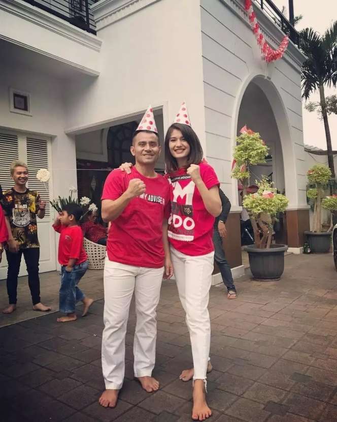 9 Potret Rumah Judika yang Jarang Tersorot, Mewah Banget, Mirip Bangunan Kastil