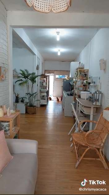 Potret Renovasi Rumah Tua Pemberian Mertua, Kini Tampilannya Bak Masuk IKEA!