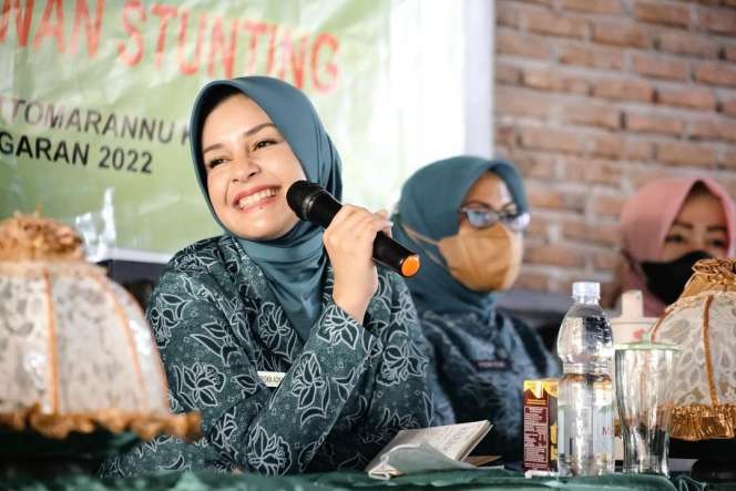 8 Potret Istri Bupati Gowa yang Viral Cantik & Bersuara Merdu, Ternyata Jebolan Ajang ini