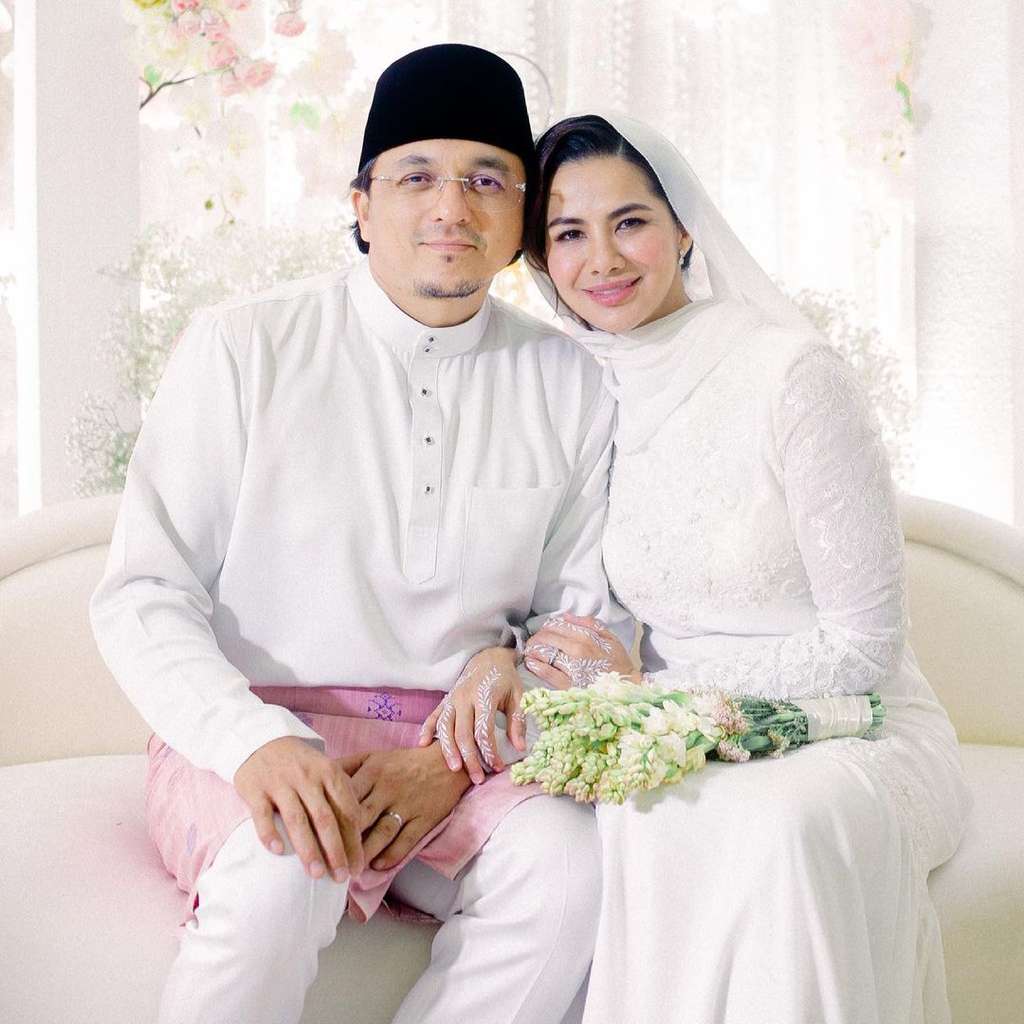 Hapus Foto Suami Berujung Isu Cerai, Artis Cantik & Terkenal Ini Menyesal : `Aku Harusnya Hati-Hati`