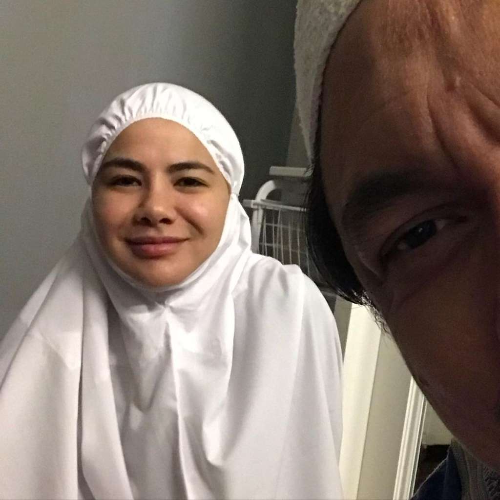 Hapus Foto Suami Berujung Isu Cerai, Artis Cantik & Terkenal Ini Menyesal : `Aku Harusnya Hati-Hati`