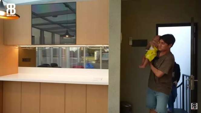 10 Potret Rooftop di Rumah Mewah Rizky Billar & Lesti Kejora, Bak Punya Kafe Pribadi!