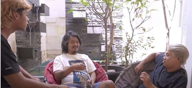 Potret Rumah Dodit Mulyanto di Jakarta, Berkonsep Open Space Serta Kandang Burung Super Besar!
